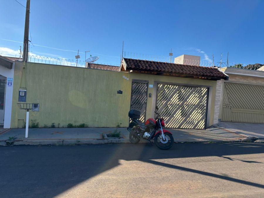 Casa - Venda - Jardim Itamarati - São Carlos - SP