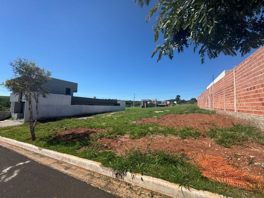 Terreno em Condom�nio - Venda - Condom�nio Recanto do Sabi� - S�o Carlos - SP