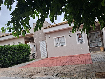 Casa em Condom�nio � Venda