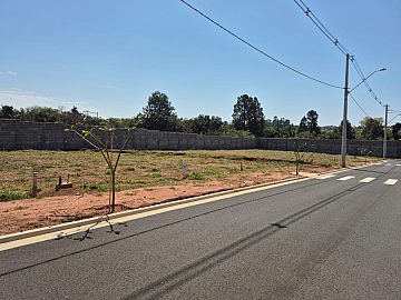 Terreno em Condom�nio � Venda